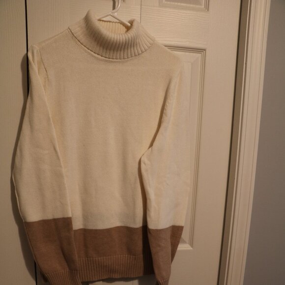 croft & barrow Sweaters - Croft & Barrow Womens  L Turtle Neck Two Tone Sweater